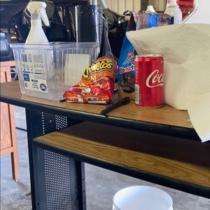 Meet your Posher, Gregory